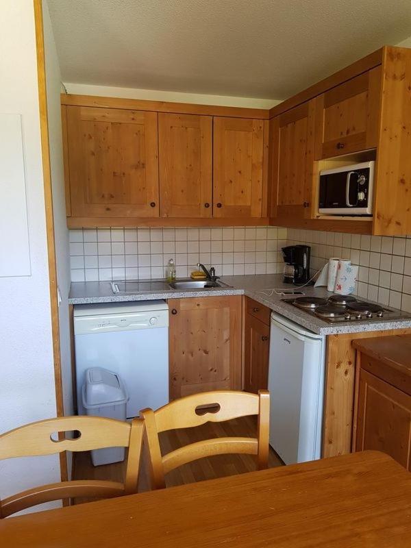 Les Petits Eterlous Appartement T3 36M2 A Puy St Vincent 1800 Alpes Du Sud 6 Personnes Parking Prive Couvert Пюи-Сен-Венсан Экстерьер фото